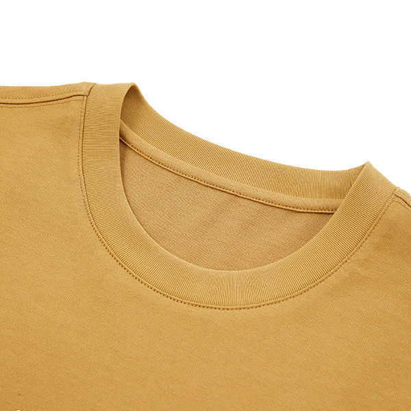 Logo personalizzato T-shirt bianco arancione per uomo stile casual con design semplice oversized