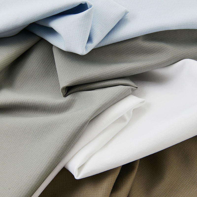 T-shirt da polo da uomo a manica lunga 100% di cotone con logo personalizzato e chiusura dei pulsanti