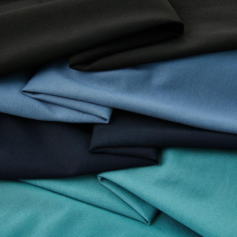 Maglietta da golf a manica corta a colori solidi in poliestere spandex con logo e disegno