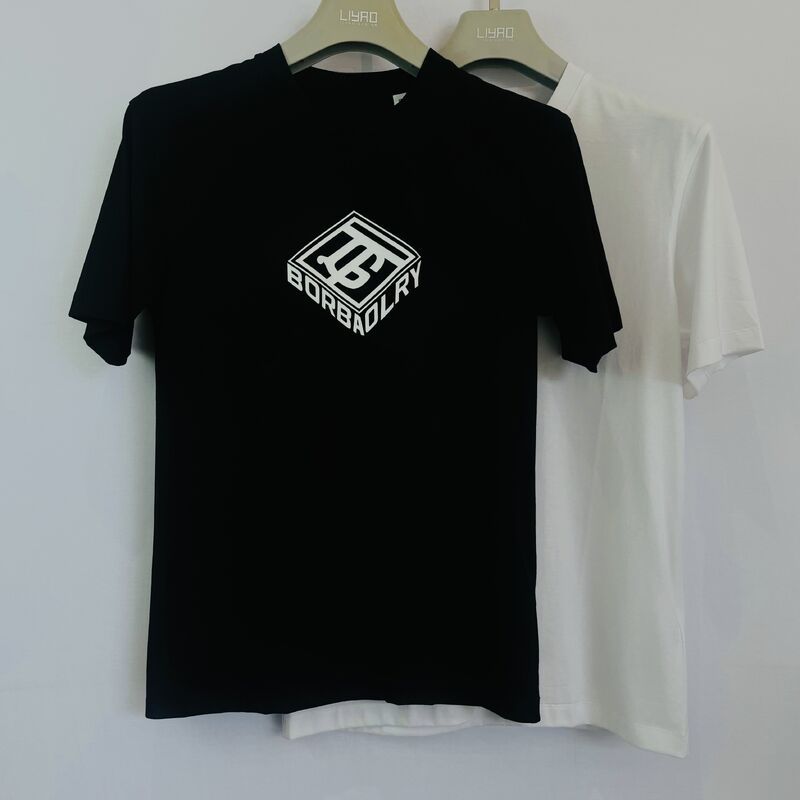 T-shirt da uomo con colletto nero con logo 3D bianco, manica corta, stile Streetwear 100%T-shirt da uomo in cotone