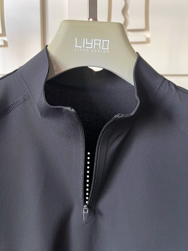 Uomini Camicie a manica corta a collo alto Stretch veloce Tessuto asciutto e traspirante per sport all'aperto T-shirt