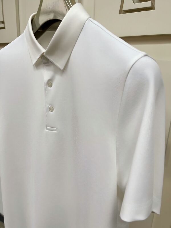 Polo da uomo premium | Design minimalista, tessuto morbido al tatto a maniche corte per tutte le stagioni Produttore di t-shirt da uomo OEM/ODM