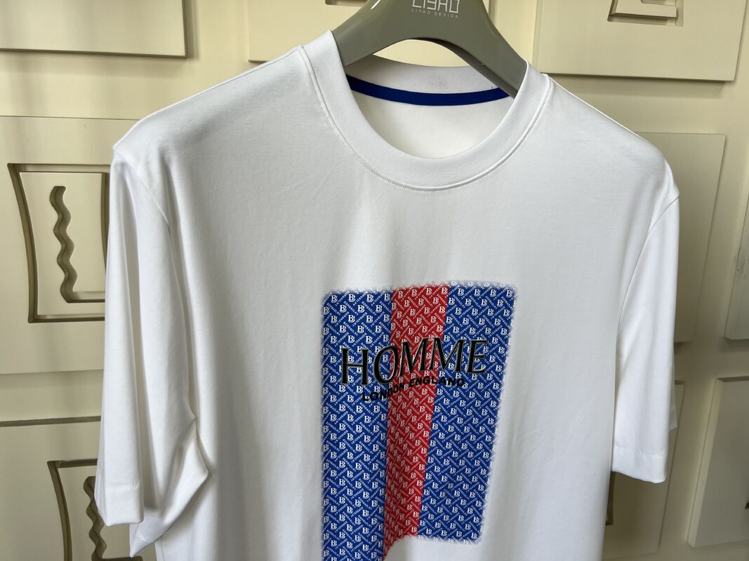 T-shirt girocollo ricamato | T-shirt girocollo di lusso con lettere e motivi 3D, produzione di maglieria da uomo