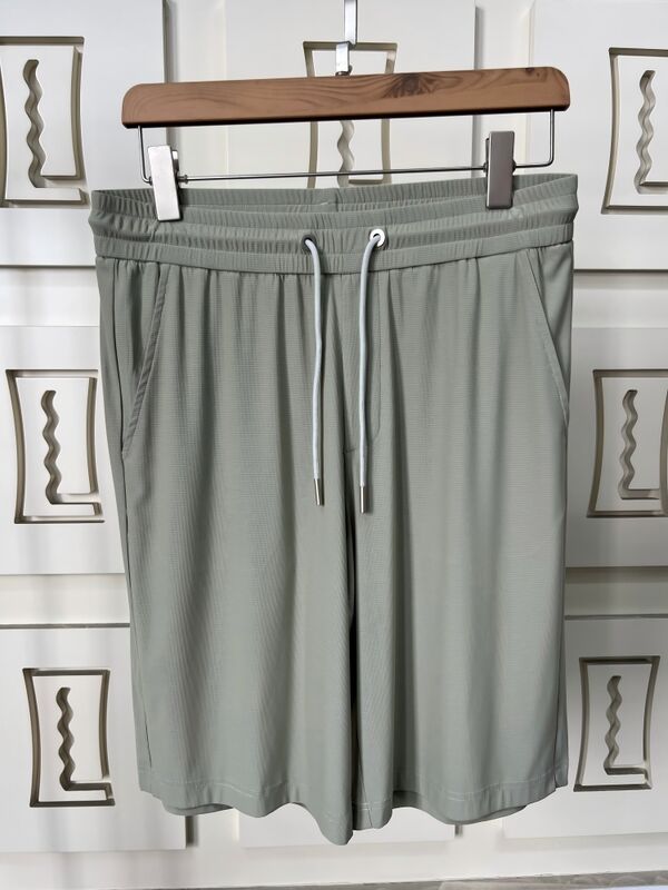 Pantaloncini da corsa da uomo di alta qualità, traspiranti, ad asciugatura rapida, lunghezza al ginocchio, tasca posteriore estiva, design semplice