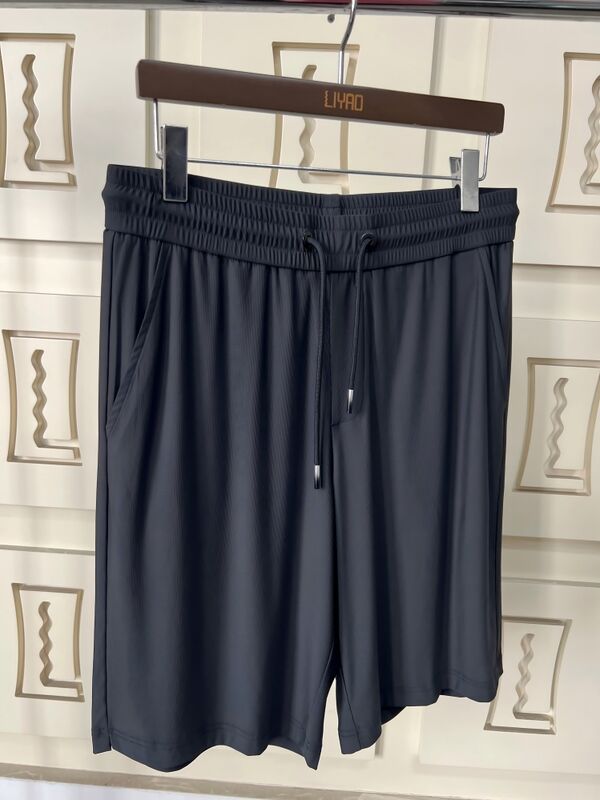 Pantaloncini da corsa da uomo di alta qualità, traspiranti, ad asciugatura rapida, lunghezza al ginocchio, tasca posteriore estiva, design semplice